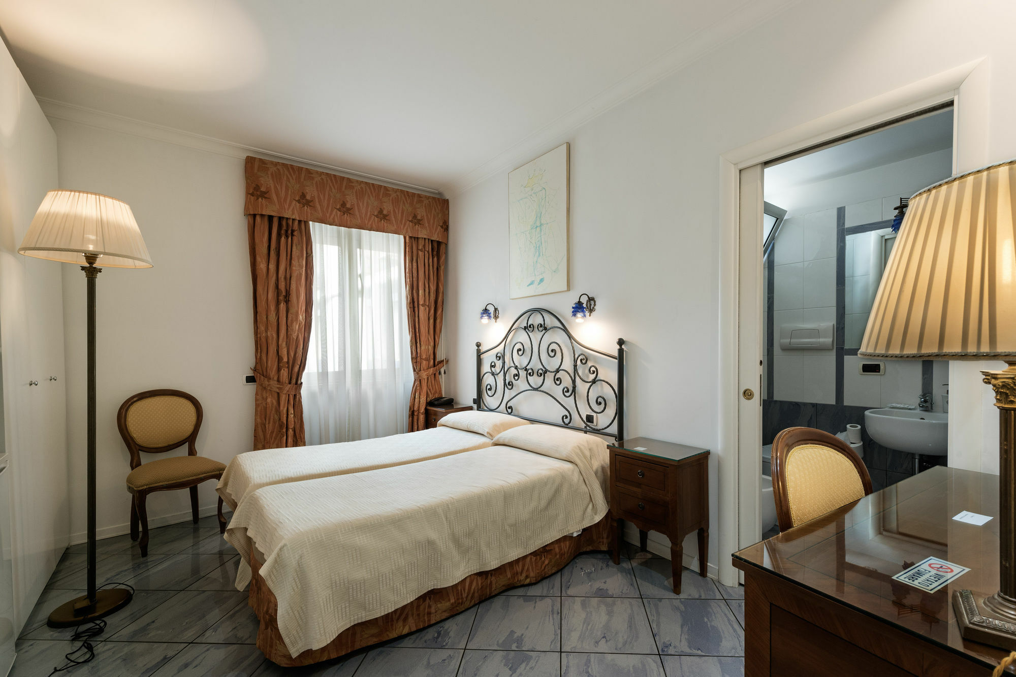Fiorentini Residence Napoli Εξωτερικό φωτογραφία